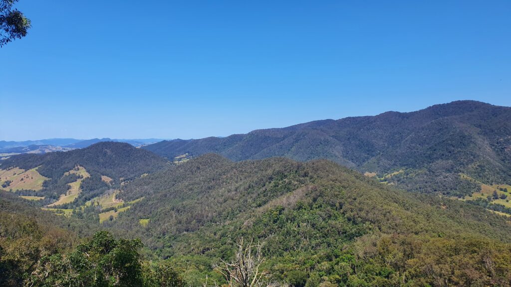 View of the ridgeline route for my Woko National Park bushwalk